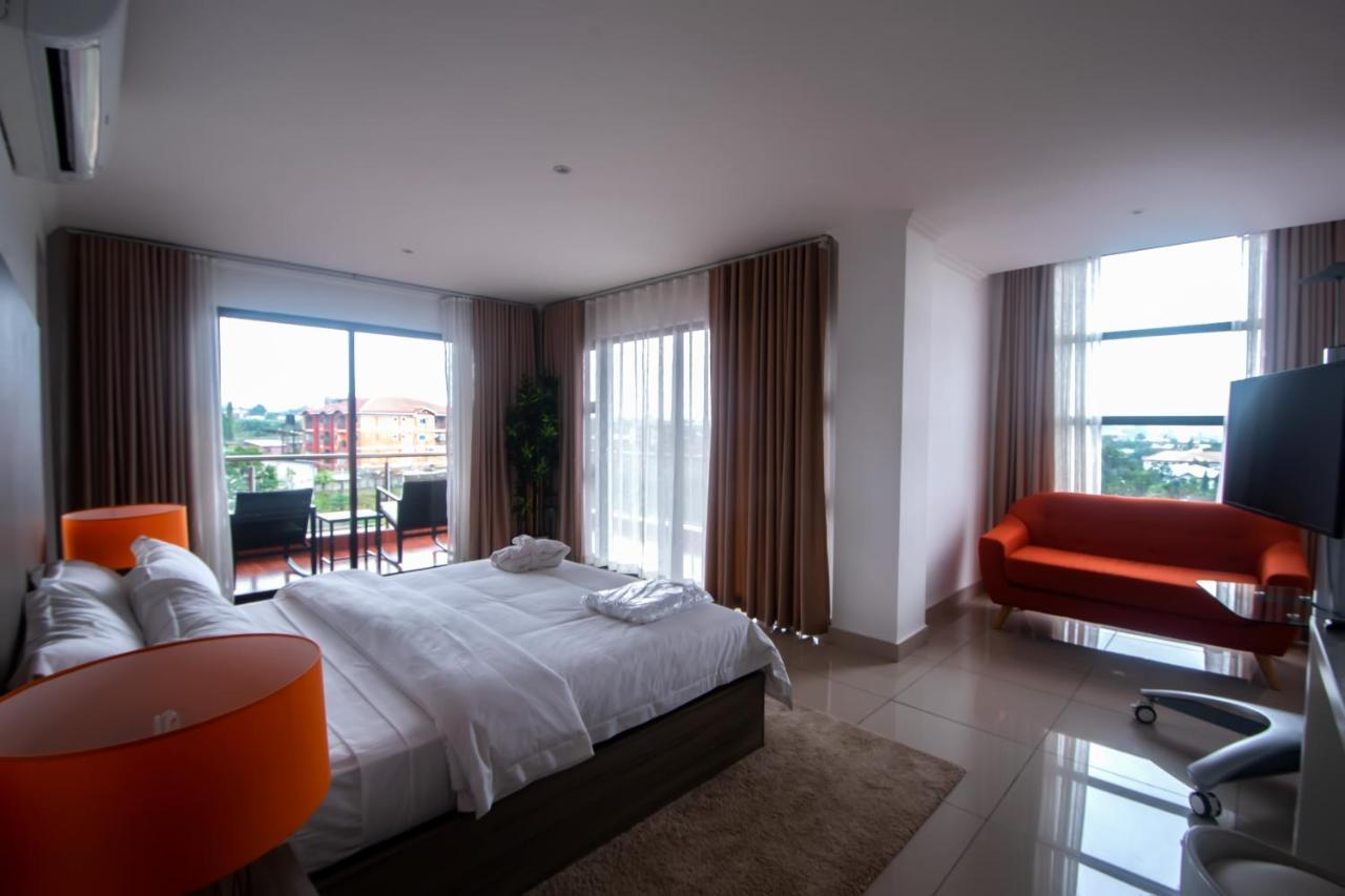 Wdc Aparthotel - Buea Exterior foto