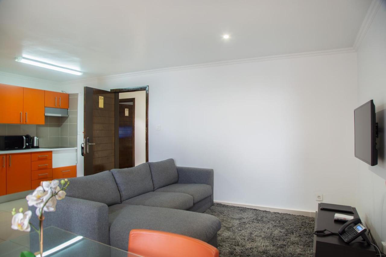 Wdc Aparthotel - Buea Exterior foto